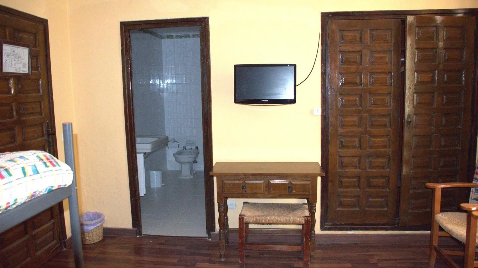 Hotel El Refugio De Juanar Ojen 3*,